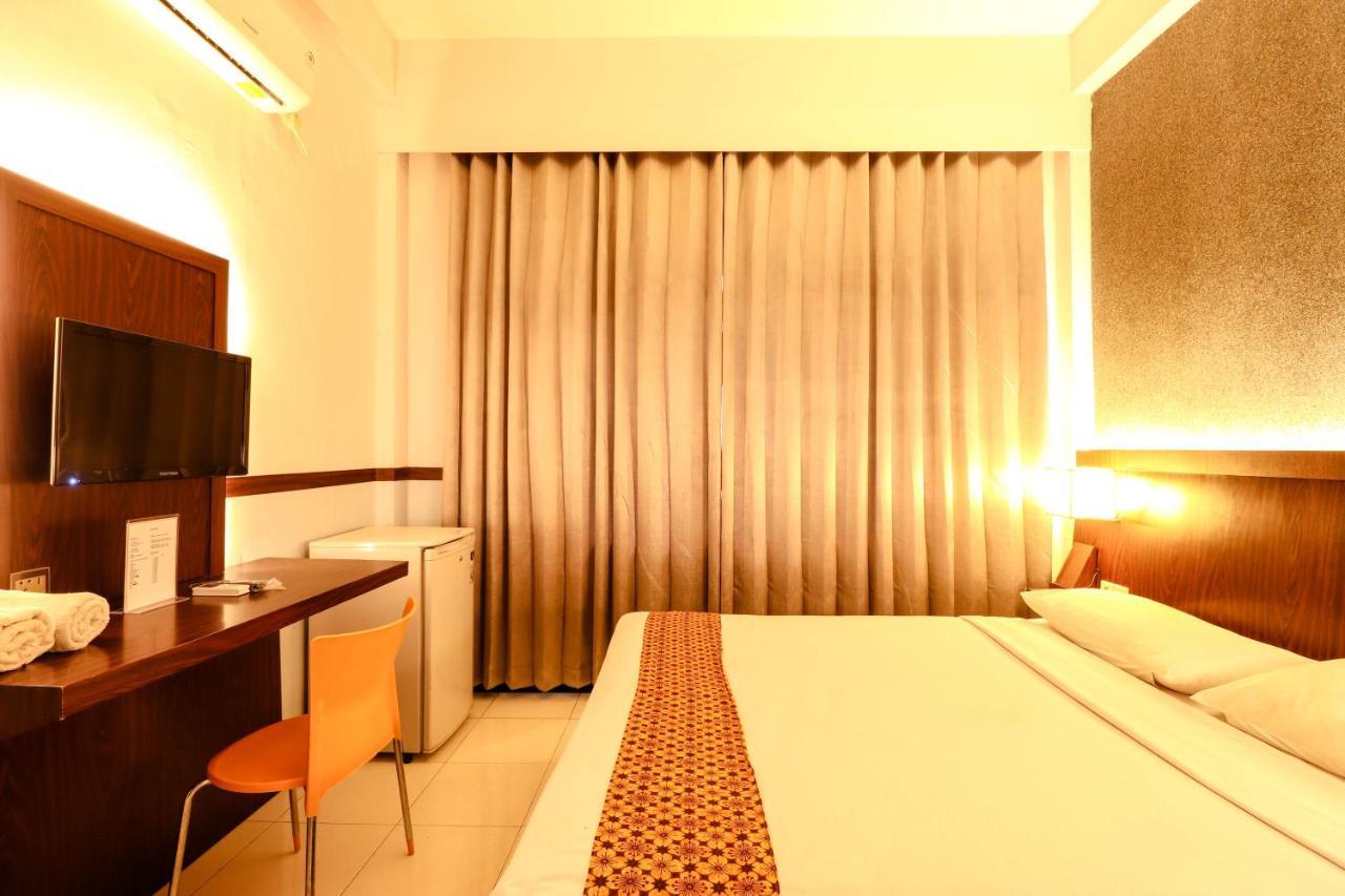 Hotel Jawa Surabaya Exterior foto